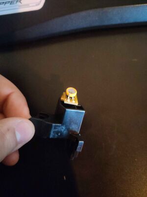 An other angle of the soldering of the battery